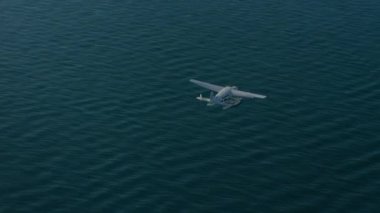 23 Kasım 2016, Miami, Flordia: Miami plajı üzerinde deniz uçağı vuruldu