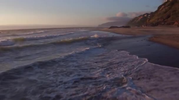 Vista Aérea Las Olas Playa Atardecer Lincoln City Oregon — Vídeo de stock