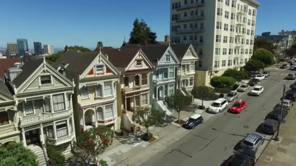 Geschilderde Dames Beroemde Victoriaanse Rij Huizen San Fransisco Californië Luchtfoto — Stockvideo