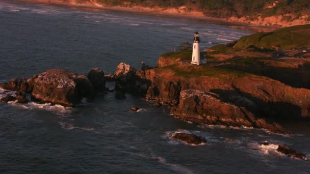 Newport Oregon 2017 Dolaylarında Gün Batımında Yaquina Head Deniz Feneri — Stok video