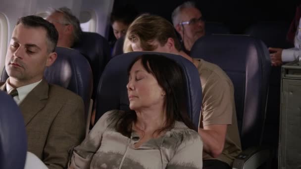 Mujer Tratando Dormir Vuelo Del Avión — Vídeos de Stock