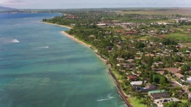 Maui, Hawaii 2018 dolaylarında. Wailea, Maui 'nin havadan görünüşü. Cineflex ve RED Epic-W Helyum ile çekilmiştir..