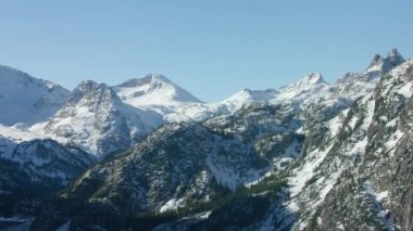 Montana 'daki güzel doğa manzarası, ABD' nin Highland hava görüntüleri.