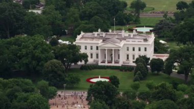Washington, D.C. 2017 dolaylarında, Beyaz Saray 'ın havadan görünüşü. Cineflex ve RED Epic-W Helyum ile çekilmiştir..