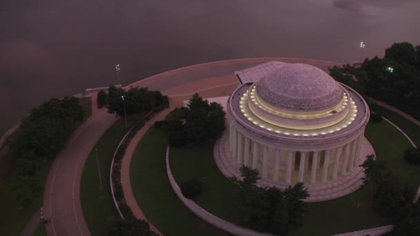 Washington 2017 Dolaylarında Jefferson Memorial Tidal Basin Gündoğumunda Hava Görüntüsü — Stok video