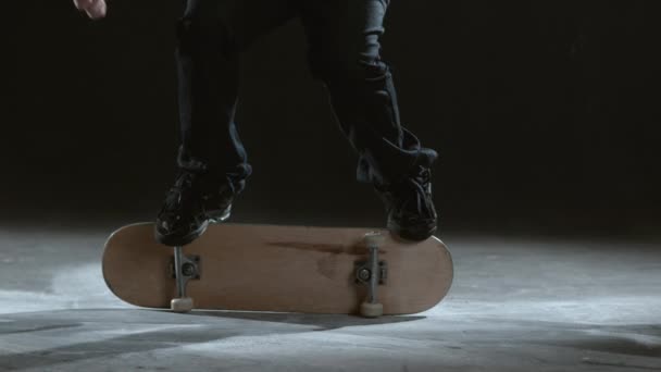 Skateboard Tricks Slow Motion Opgenomen Phantom Flex — Stockvideo