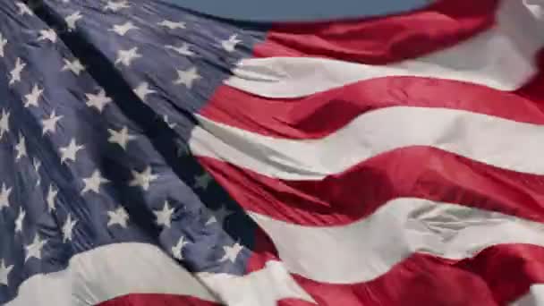 Foto Ravvicinata Della Bandiera Americana Che Sventola Nel Vento — Video Stock