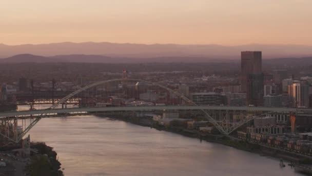 Portland Oregon Circa 2017 Aerial Shot Freemont Bridge Shot Cineflexem — Stock video