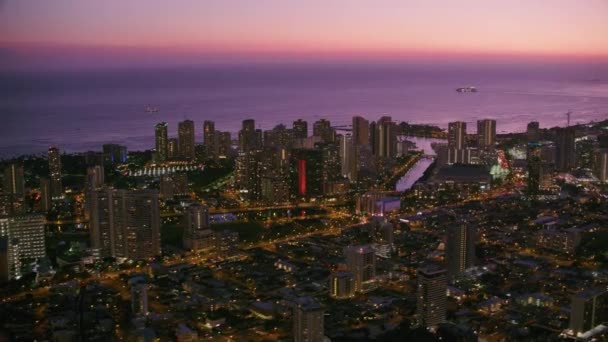 ホノルル オアフ島 ハワイ2018年頃 日没時のホノルルの空の景色 CineflexとRed Epic Heliumで撮影 — ストック動画