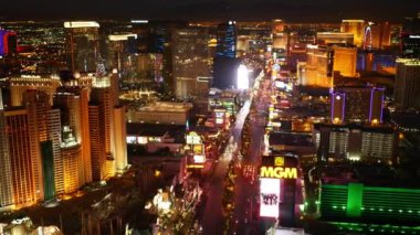 Las Vegas, Nevada, ABD - 26 Kasım 2014: Las Vegas Strip 'in gece hava görüntüsü