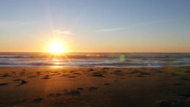 Gün batımı plajda, Lincoln City, Oregon