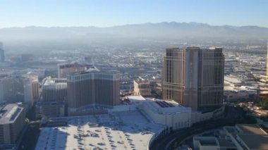 Las Vegas, Nevada, ABD - 26 Kasım 2014: Las Vegas Strip 'in gündüz hava görüntüsü