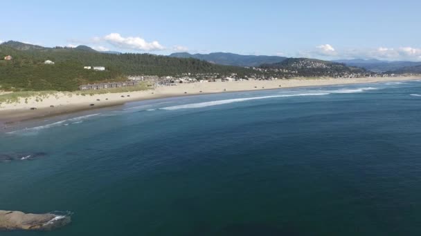 太平洋都市オレゴンの空中撮影 — ストック動画