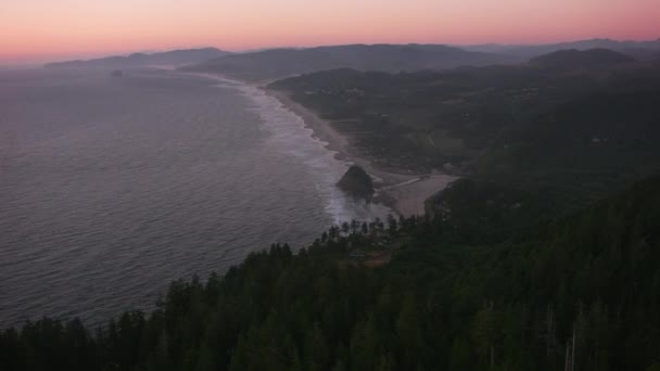 Wybrzeże Oregonu Około 2017 Aerial Approach Proposal Rock Neskowin Oregon — Wideo stockowe