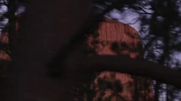 Гірська Вежа Дияволів Вайомінгу — стокове відео