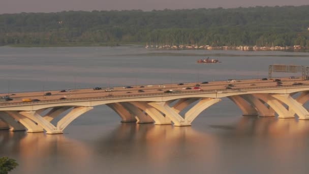 Washington Circa 2017 Luchtfoto Van Woodrow Wilson Bridge Potomac River — Stockvideo