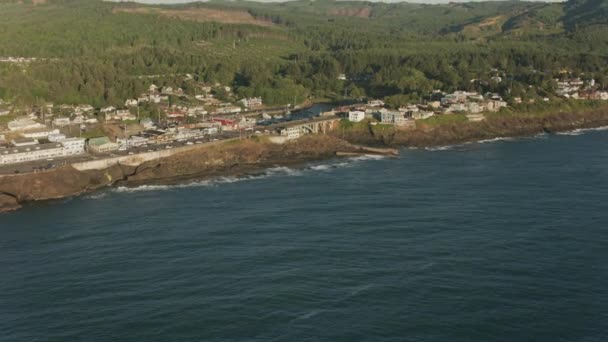 Oregon Coast Sekitar Tahun 2017 Pengambilan Gambar Udara Depoe Bay — Stok Video