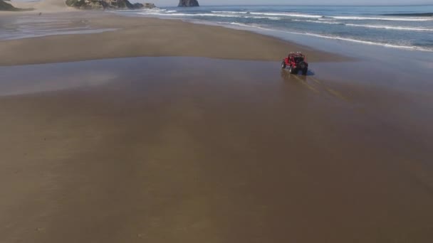 Aerial Shot 4X4 Road Vehicle Driving Beach — Stock Video