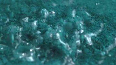 Yağ dokusunu turuncu, sarı ve mavi renklerle özetleyin