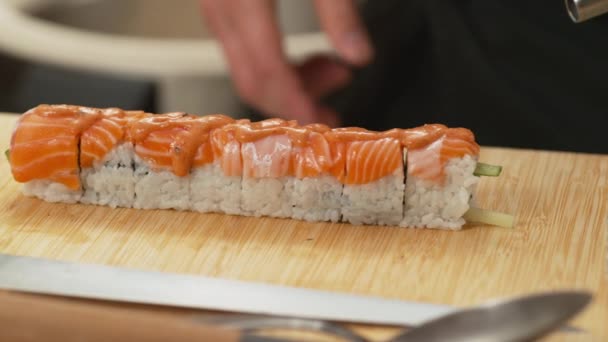 Sushi Flamb Câmara Lenta — Vídeo de Stock