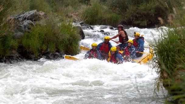 Super Slow Motion Shot Group People White Water Rafting Shot — Stock Video