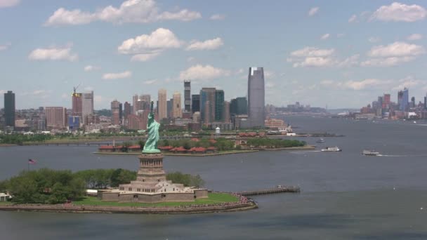 Нью Йорк Нью Йорк Около 2017 Года Воздушный Вид Статую — стоковое видео