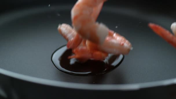 Shrimp Splashing Hot Oil Frying Pan Slow Motion — Stock Video