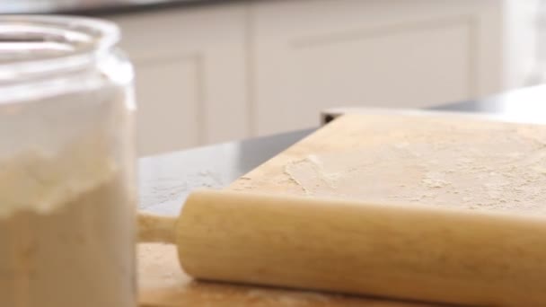 Usando Rodillo Para Rodar Masa Galletas — Vídeos de Stock