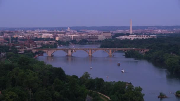 Washington Kolem Roku 2017 Letí Řece Potomac Dálce Shot Cineflexem — Stock video