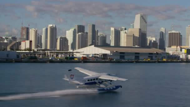 Listopadu 2016 Miami Flordia Aerial Shot Hydroplán Vzlétá Miami Pozadí — Stock video