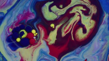 Mavi, kırmızı ve sarı boyalı yağın soyut görüntüsü