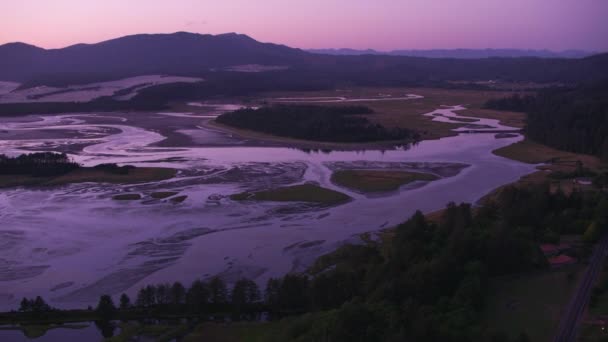 Oregon Sahili 2017 Dolaylarında Günbatımında Sandlake Havadan Çekilmiş Görüntüsü Cineflex — Stok video