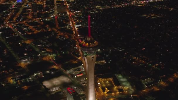 Las Vegas Nevada 2017 Dolaylarında Stratosfer Kulesine Bakıyor Cineflex Red — Stok video