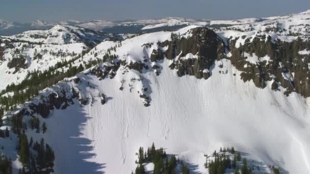 Imágenes Aéreas Del Paisaje Nevado Las Tierras Altas Yellowstone Park — Vídeos de Stock