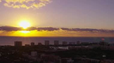 Fort Lauderdale, Florida yakınlarında gün doğumunun hava görüntüsü