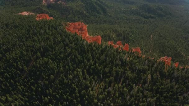 布莱斯峡谷犹他州2019年左右布莱斯峡谷的空中景观 直升机用Cineflex Gimbal和Red 8K相机拍摄 — 图库视频影像