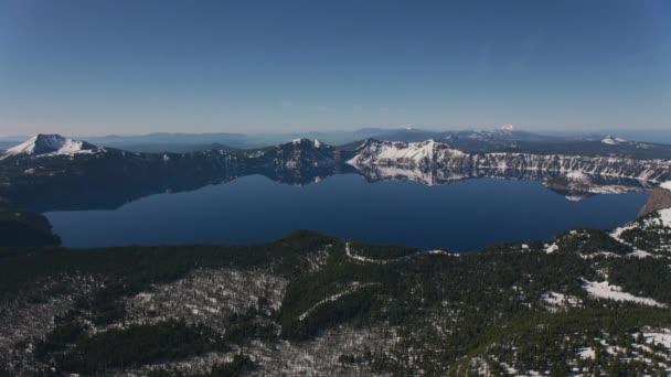 Cascade Mountains Oregon Circa 2019 Vista Aérea Lago Crater Tiro — Vídeo de Stock