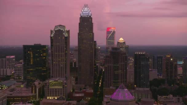 Charlotte Kuzey Carolina 2019 Dolaylarında Gün Batımında Charlotte Hava Görüntüsü — Stok video