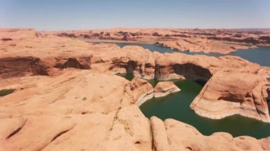 Powell Gölü, Utah 2019 dolaylarında. Powell Gölü 'nün havadan görünüşü. 