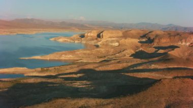 Mead Gölü ve Su İstasyonu 'nun yüksek açılı görüntüleri