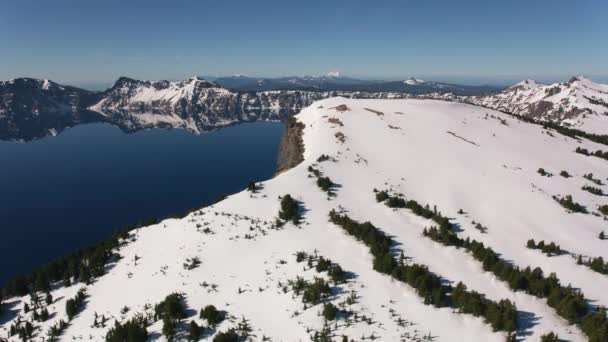 Cascade Mountains Oregon 2019 Flygfoto Över Crater Lake Skjuten Från — Stockvideo