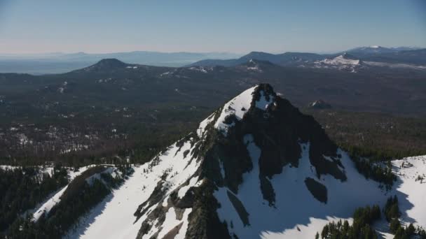 Cascade Mountains Όρεγκον Εναέρια Πλάνα Από Χιονισμένο Ορεινό Τοπίο — Αρχείο Βίντεο
