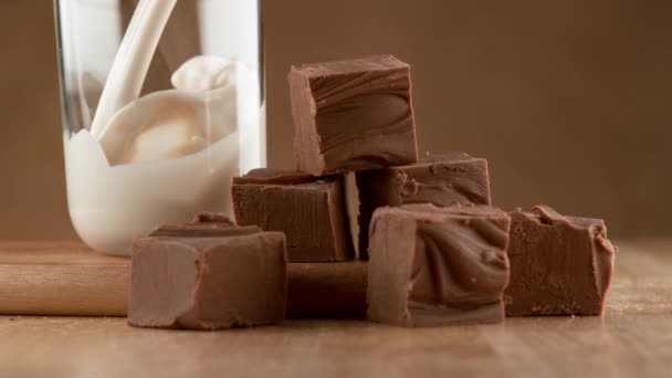 Lezzetli Çikolata Şekerlerinin Görüntülerini Kapat — Stok video