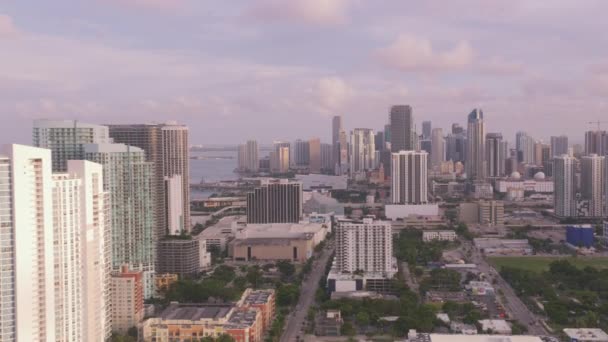 Miami Florida 2019 Légi Felvétel Miamiról Naplementekor Helikopteres Lövés Cineflex — Stock videók