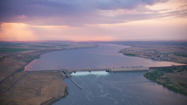 Oregon Circa 2021 Letecký Pohled Mcnary Lock Dam Soutěsce Řeky — Stock video