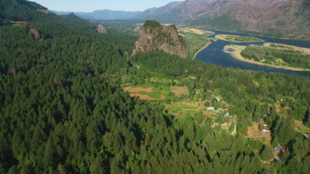 Oregon 2021 Körül Légi Kilátás Beacon Rock Columbia Folyó Szurdokában — Stock videók