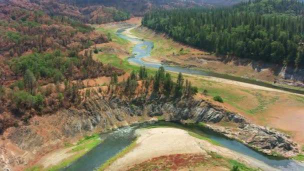 Kalifornie Cca 2021 Letecký Pohled Řeku Sacramento Vedoucí Jezeru Shasta — Stock video