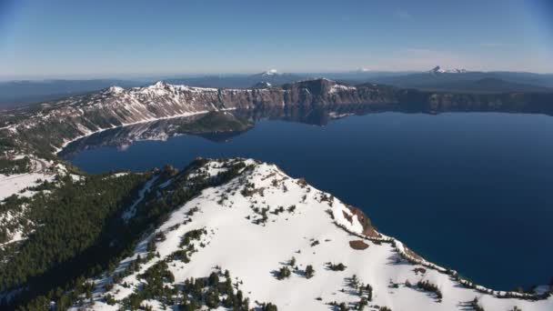 Cascade Mountains Орегон Вид Воздуха Озеро Кратер Снято Вертолета Камерой — стоковое видео