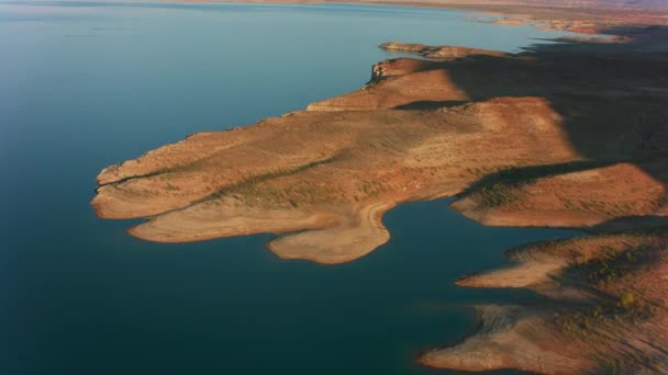 米德湖和水电站的高角镜头 — 图库视频影像