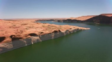 Powell Gölü, Utah 2019 dolaylarında. Powell Gölü 'nün havadan görünüşü. 